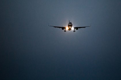 В летевшем из Грузии в Россию самолете сработал сигнал о столкновении с землей В летевшем из Грузии в Россию самолете сработал сигнал о столкновении с землей