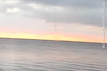 Смерч появился в российском регионе и попал на видео Смерч появился в российском регионе и попал на видео
