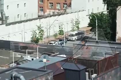 С захватившими в ростовском СИЗО заложников террористами пытался поговорить местный имам С захватившими в ростовском СИЗО заложников террористами пытался поговорить местный имам