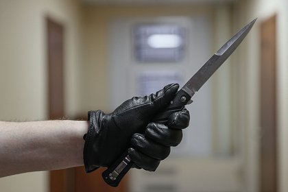 В Москве мужчина напал с ножом на троих человек В Москве мужчина напал с ножом на троих человек