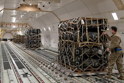 Больше трети американцев выступили против военной помощи Украине Больше трети американцев выступили против военной помощи Украине