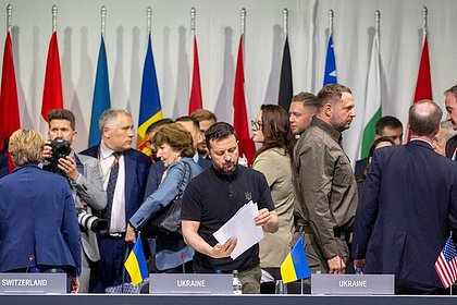На Украине назвали главных игроков для урегулирования конфликта На Украине назвали главных игроков для урегулирования конфликта