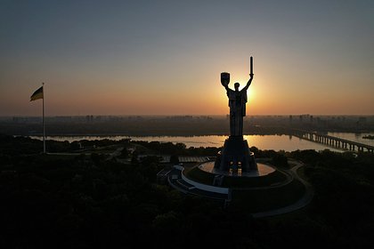 Депутат Европарламента назвал Украину держащей граждан в страхе диктатурой Депутат Европарламента назвал Украину держащей граждан в страхе диктатурой