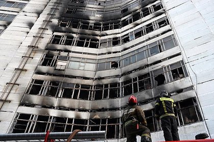 Следователи нагрянули с обысками к компаниям из сгоревшего во Фрязино здания Следователи нагрянули с обысками к компаниям из сгоревшего во Фрязино здания