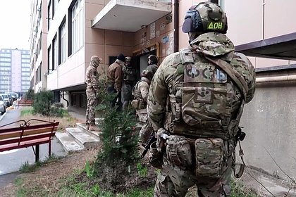 Силовики пришли в бойцовскую школу имени отца Хабиба Нурмагомедова. Там тренировался один из дагестанских террористов Силовики пришли в бойцовскую школу имени отца Хабиба Нурмагомедова. Там тренировался один из дагестанских террористов