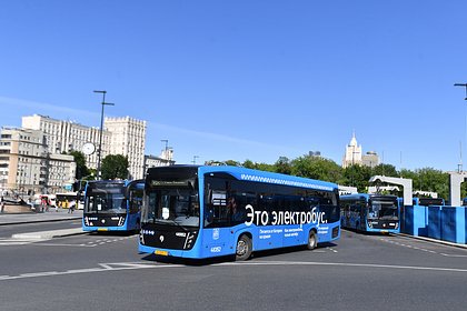 Голландец проехал по России на автобусе и описал опыт словами «такое видел только тут» Голландец проехал по России на автобусе и описал опыт словами «такое видел только тут»