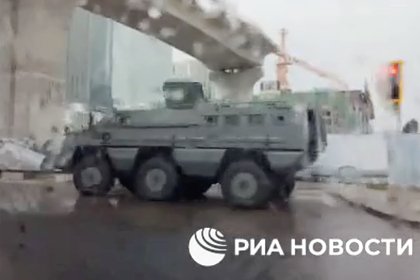 На улицы Астаны вывели военную технику На улицы Астаны вывели военную технику