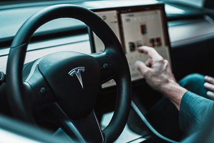 Tesla начала продавать машины военным со скидкой Tesla начала продавать машины военным со скидкой