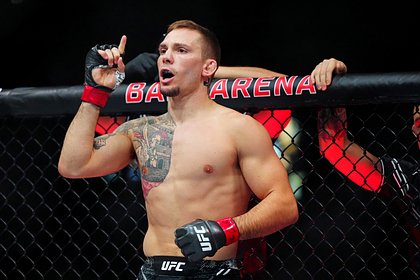 Боец UFC после победы на турнире поддержал Трампа Боец UFC после победы на турнире поддержал Трампа