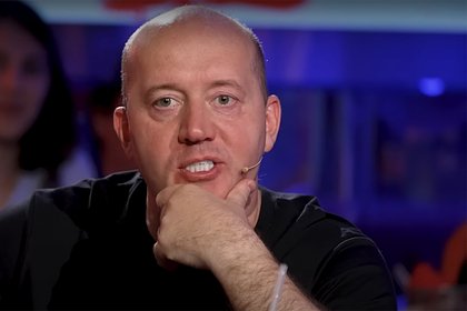 Бурунов задумался о пересадке волос Бурунов задумался о пересадке волос