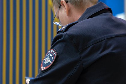 Мужчина избил попутчиков в троллейбусе из-за гимна России и попал на видео Мужчина избил попутчиков в троллейбусе из-за гимна России и попал на видео