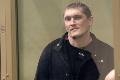 Осужденный на пожизненное член банды Цапков поставил в СИЗО виниры за 800 тысяч рублей Осужденный на пожизненное член банды Цапков поставил в СИЗО виниры за 800 тысяч рублей