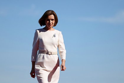 Оппозиция покинула парламент Молдавии в знак протеста против партии Санду Оппозиция покинула парламент Молдавии в знак протеста против партии Санду