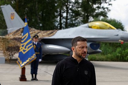 На Западе предрекли эскалацию из-за возможного размещения украинских F 16 в Румынии На Западе предрекли эскалацию из-за возможного размещения украинских F 16 в Румынии