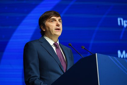 В России запланировали выпустить к концу года новые учебники по истории