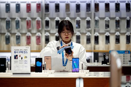 Samsung выпустит самый дорогой складной смартфон Samsung выпустит самый дорогой складной смартфон