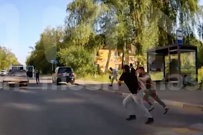 Напавшие на свадебный автобус мужчины оказались охранниками владельца стриптиз-клубов