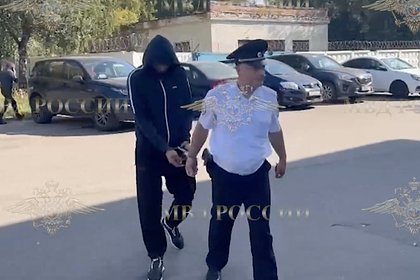 Избившего таксиста из-за нежелания оплатить проезд россиянина задержали Избившего таксиста из-за нежелания оплатить проезд россиянина задержали