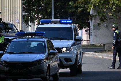 «Кричали, что хотят русской крови». Цыгане ворвались в российскую школу, разбили машину и угрожали ребенку «Кричали, что хотят русской крови». Цыгане ворвались в российскую школу, разбили машину и угрожали ребенку