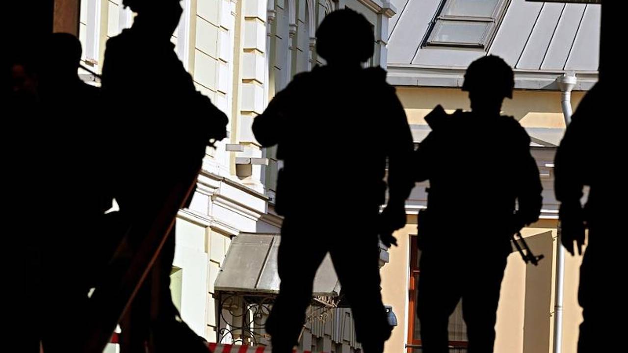 Бакальчук заявил об опасении за свою жизнь Бакальчук заявил об опасении за свою жизнь