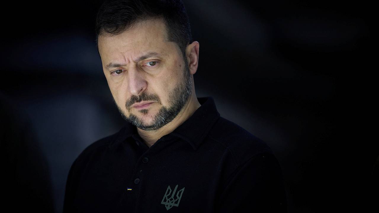 Зеленский назвал первый шаг своего «плана победы». Что ему нужно от НАТО? Зеленский назвал первый шаг своего «плана победы». Что ему нужно от НАТО?