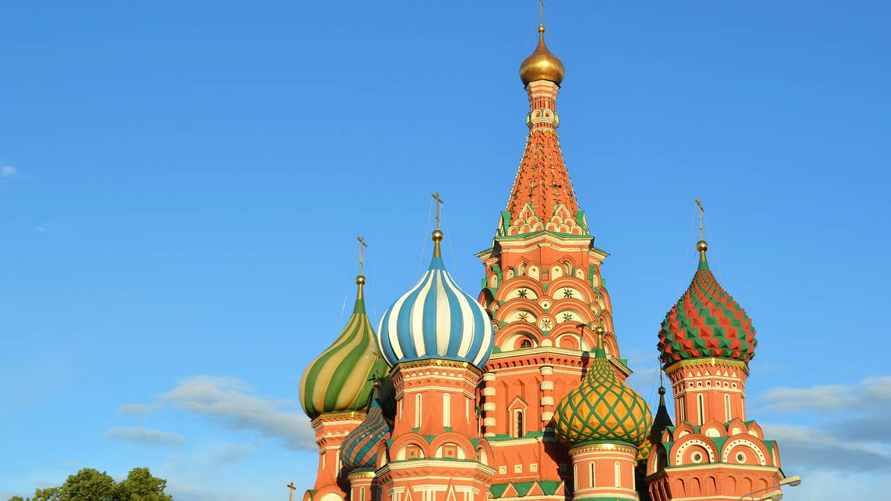 Депутат Европарламента приехал в Москву извиниться за русофобию на Западе Депутат Европарламента приехал в Москву извиниться за русофобию на Западе