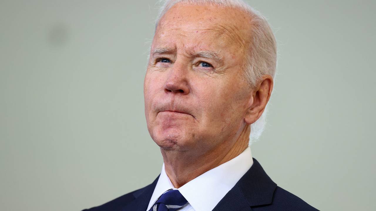 Байден призвал двух «крупнейших помощников» Украины продолжать помогать ей Байден призвал двух «крупнейших помощников» Украины продолжать помогать ей