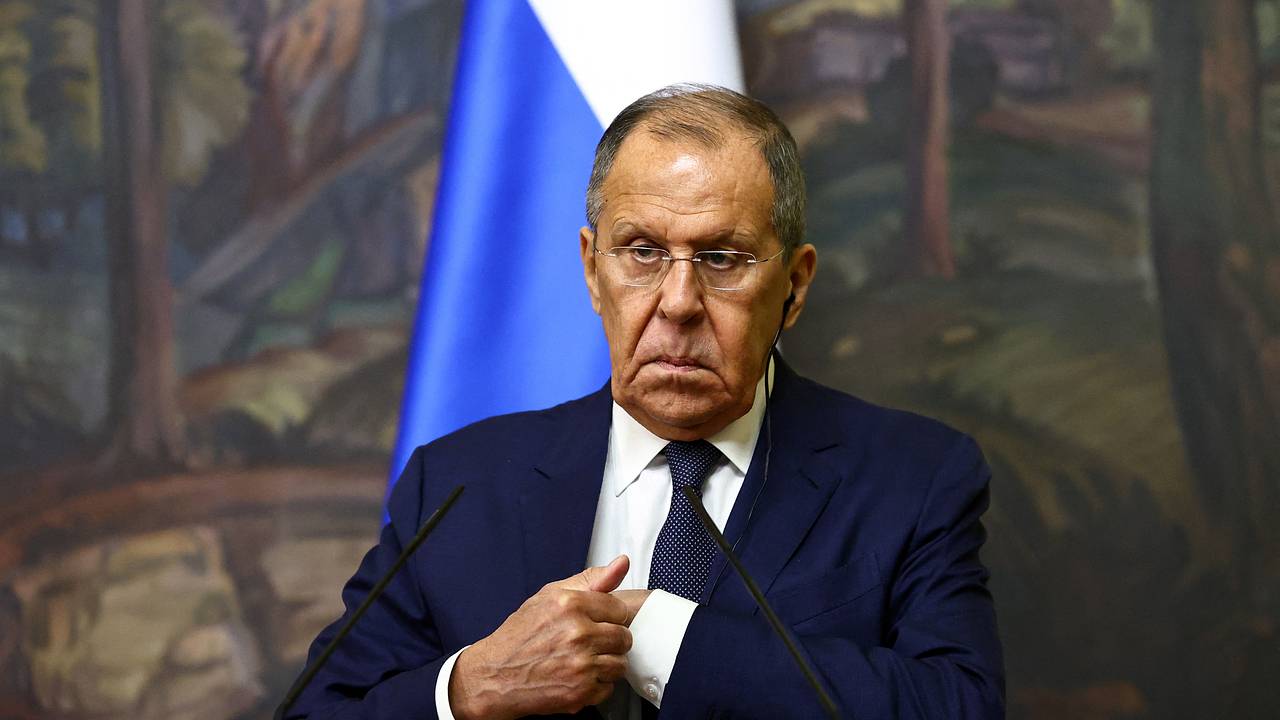 Лавров заявил о полной неадекватности Зеленского