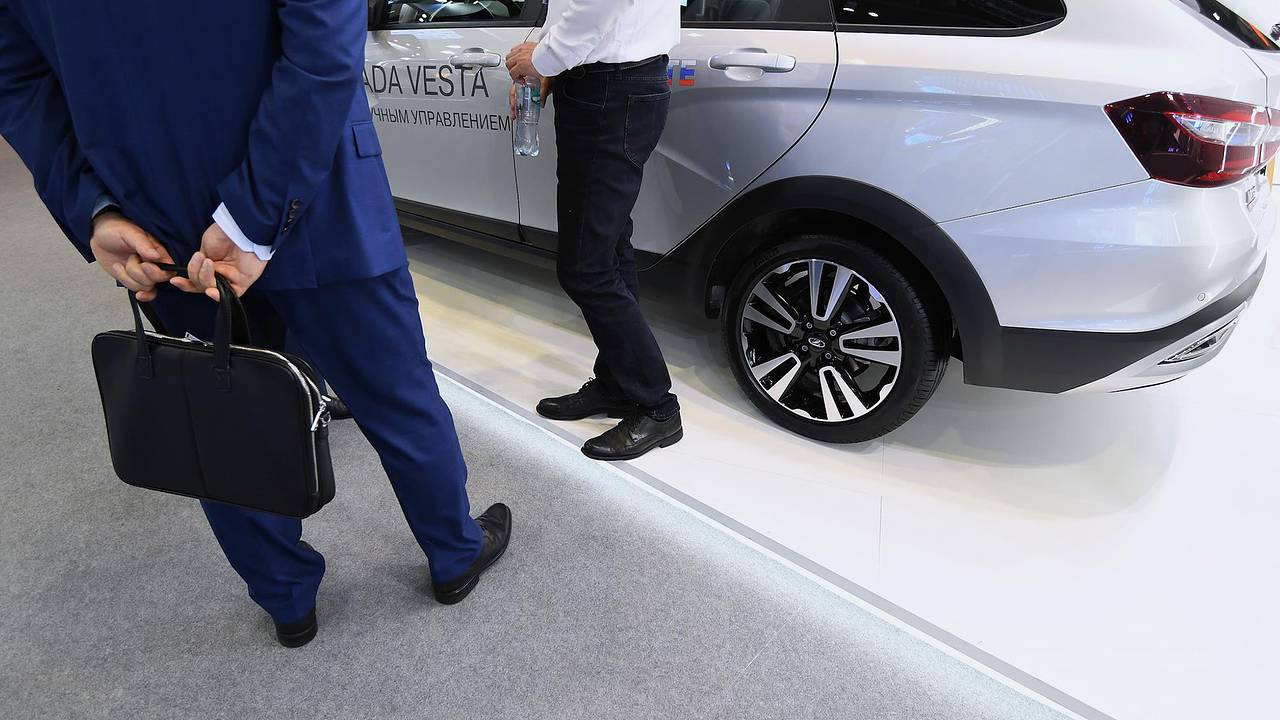 Закупки Lada на гостендерах взлетели