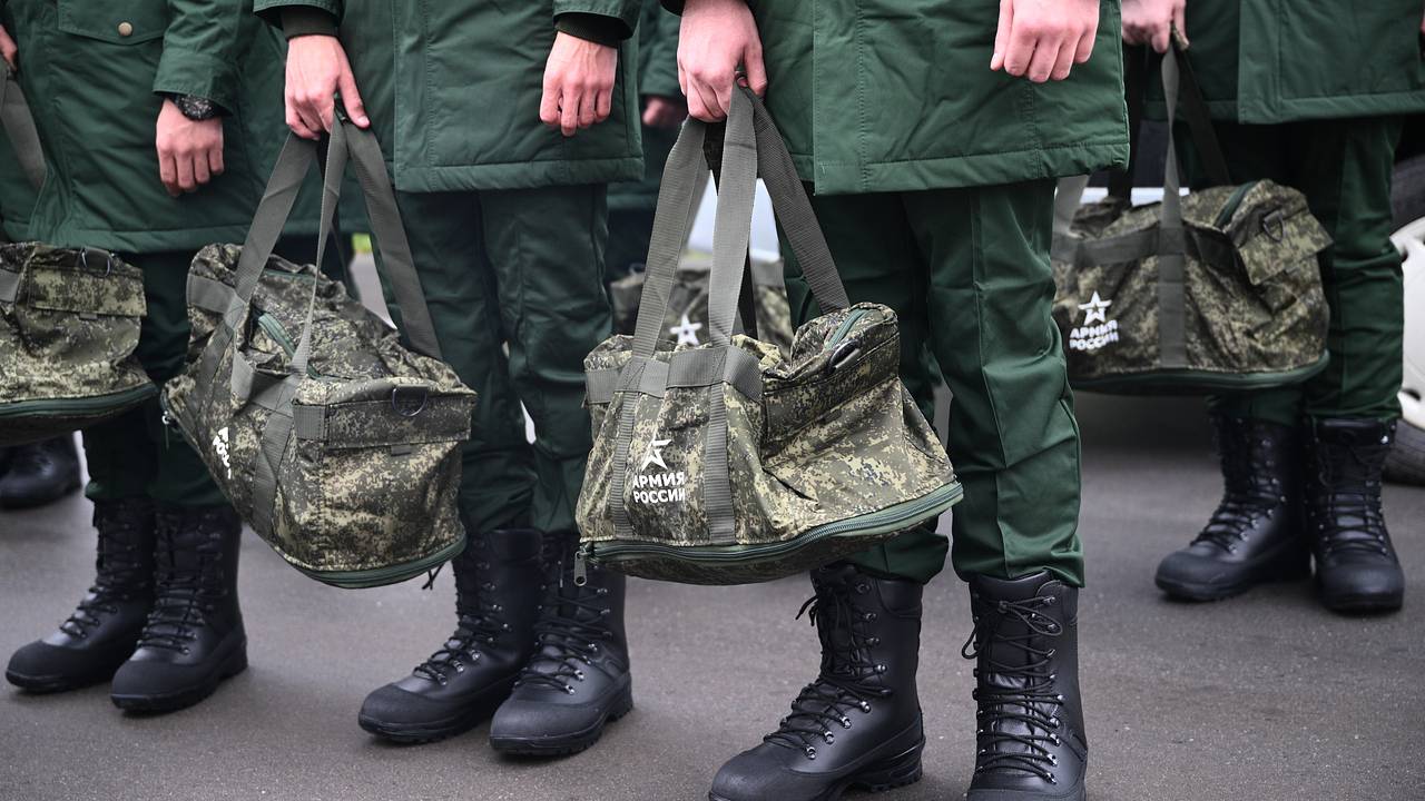 Сбежавших из российской воинской части солдат собирались отправить на СВО Сбежавших из российской воинской части солдат собирались отправить на СВО