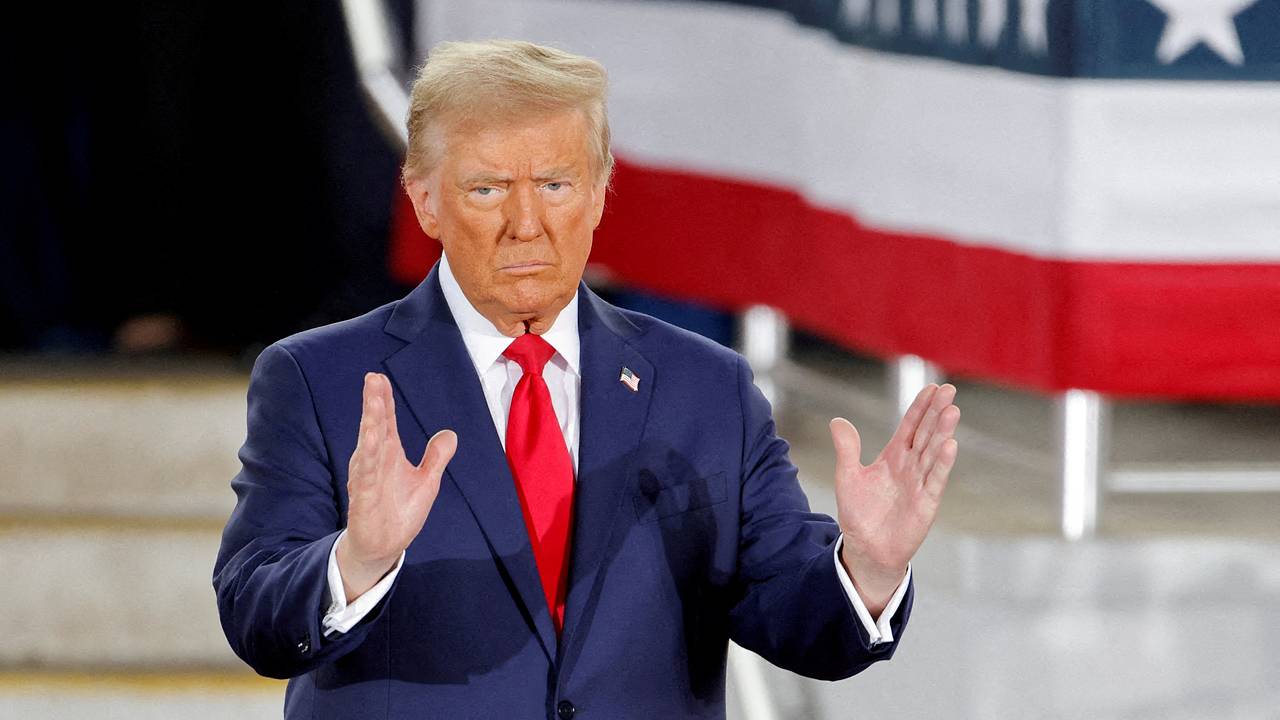 На Западе заявили о желании Трампа перенести ответственность за Украину на ЕС На Западе заявили о желании Трампа перенести ответственность за Украину на ЕС