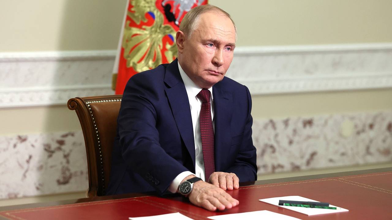 В Кремле прокомментировали подписание Путиным обновленной ядерной доктрины В Кремле прокомментировали подписание Путиным обновленной ядерной доктрины