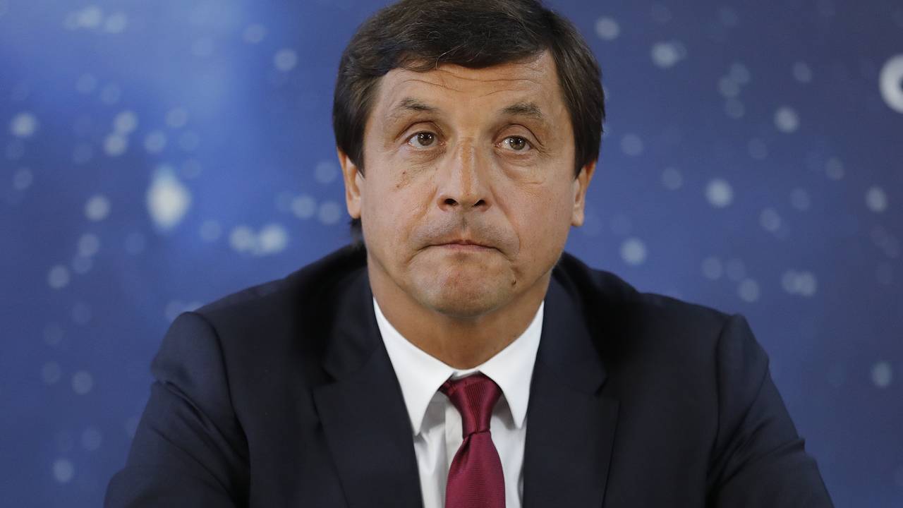 Тренер сборной России назвал виновных в отсутствии патронов у биатлонистов Тренер сборной России назвал виновных в отсутствии патронов у биатлонистов