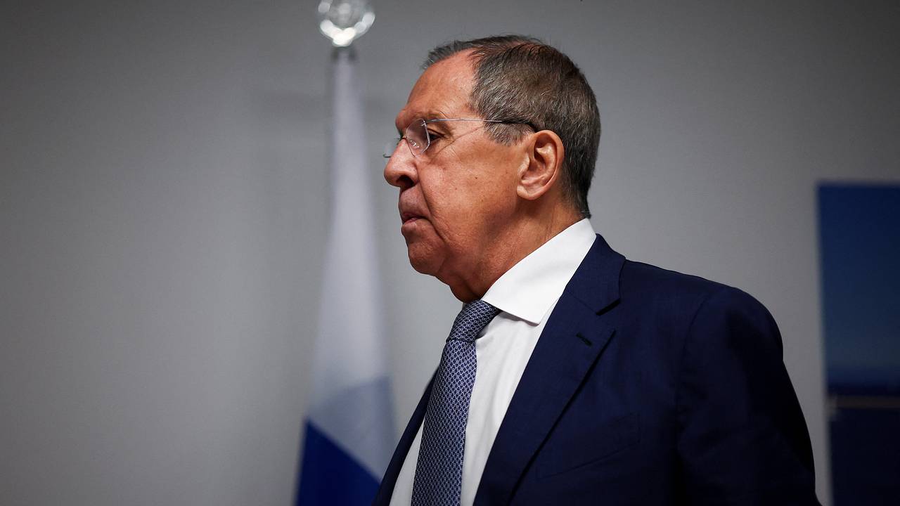 Лавров оценил мирные инициативы по украинскому конфликту