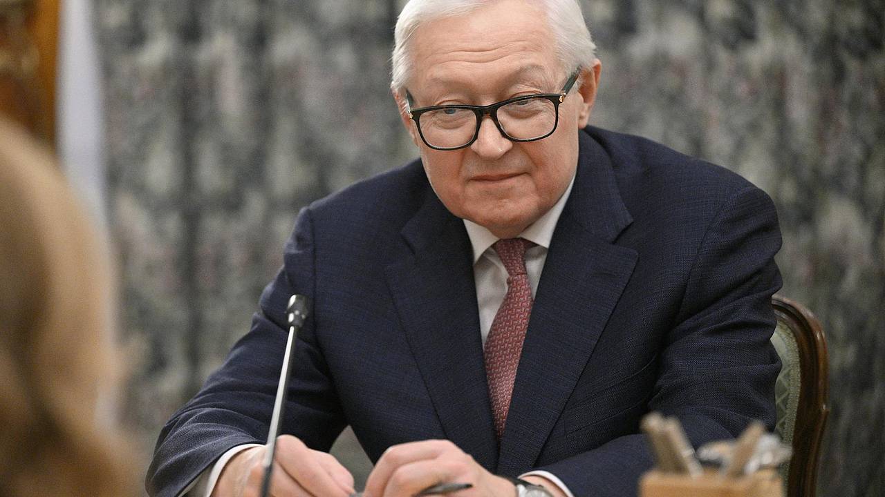 В МИД России допустили вторую Ялтинскую конференцию для закрепления итогов СВО В МИД России допустили вторую Ялтинскую конференцию для закрепления итогов СВО