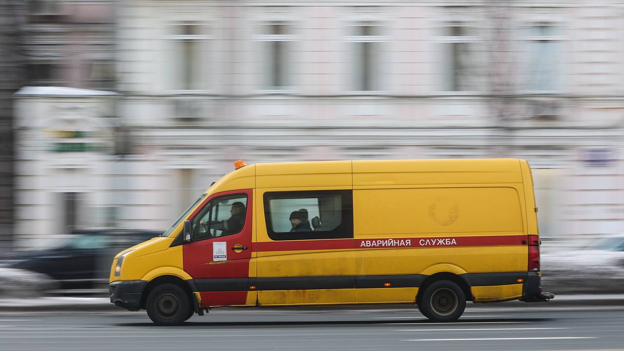 В Санкт-Петербурге пропала видимость из-за пара В Санкт-Петербурге пропала видимость из-за пара
