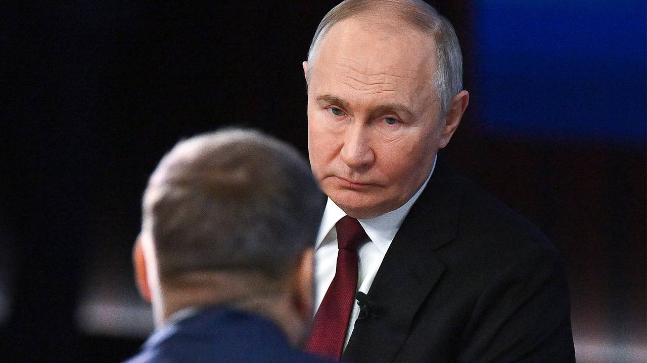 Путин пообещал американскому журналисту задать один вопрос Асаду