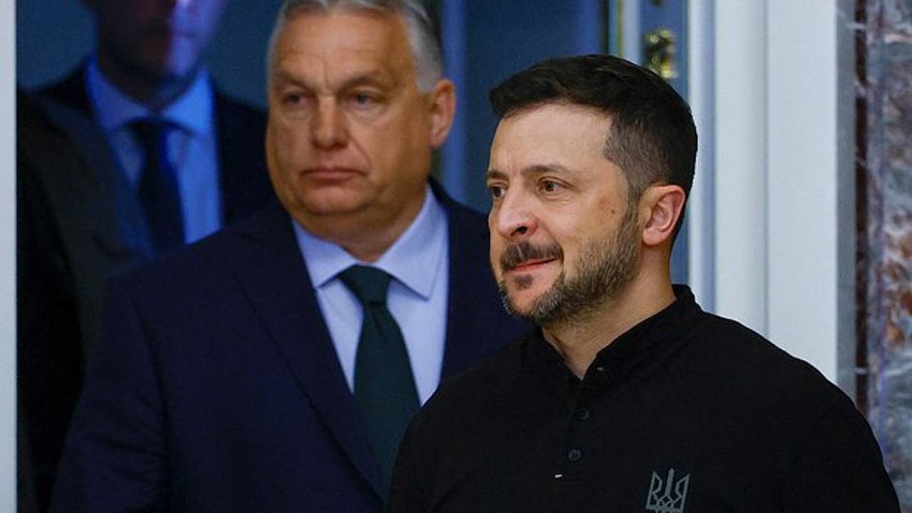 Орбан предлагал России и Украине обменять сотни пленных Орбан предлагал России и Украине обменять сотни пленных