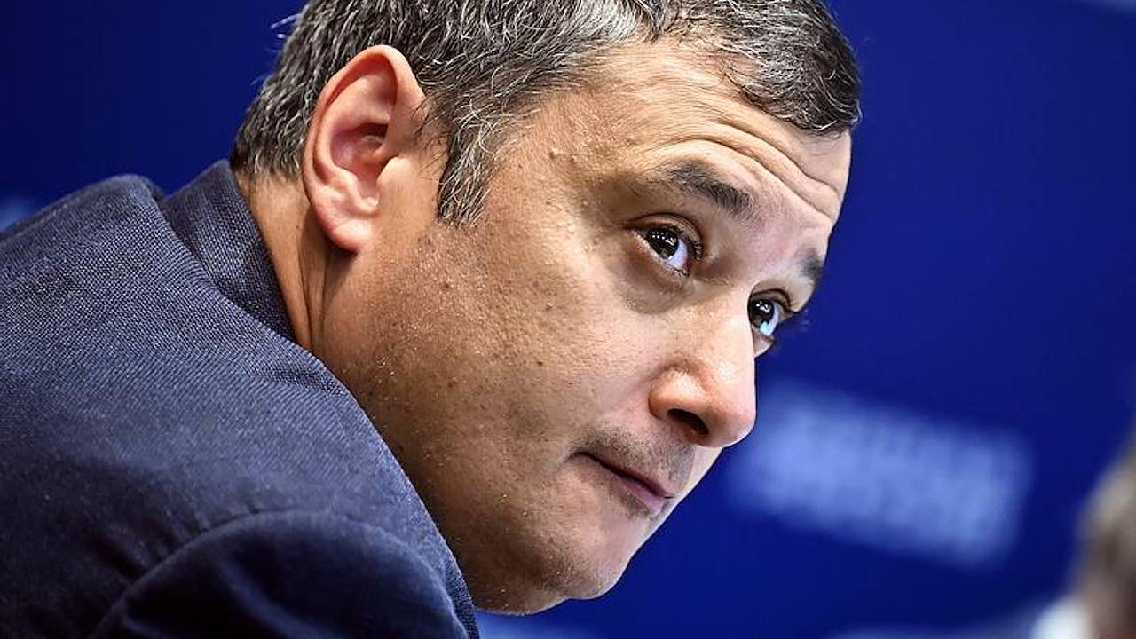 Хинштейн запретил курским чиновникам чистить комментарии в соцсетях Хинштейн запретил курским чиновникам чистить комментарии в соцсетях