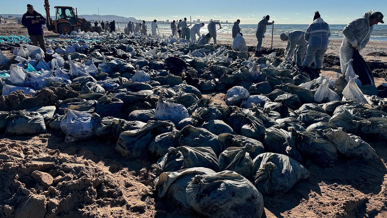 Стало известно о смерти 17-летнего волонтера после очистки пляжей Анапы от мазута Стало известно о смерти 17-летнего волонтера после очистки пляжей Анапы от мазута