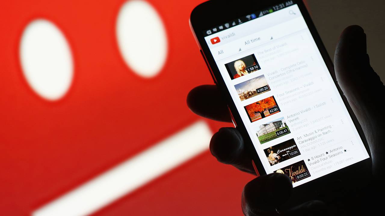 YouTube удалил канал известного российского издания YouTube удалил канал известного российского издания