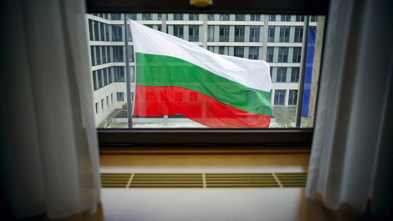 Болгария продолжит помогать Украине Болгария продолжит помогать Украине