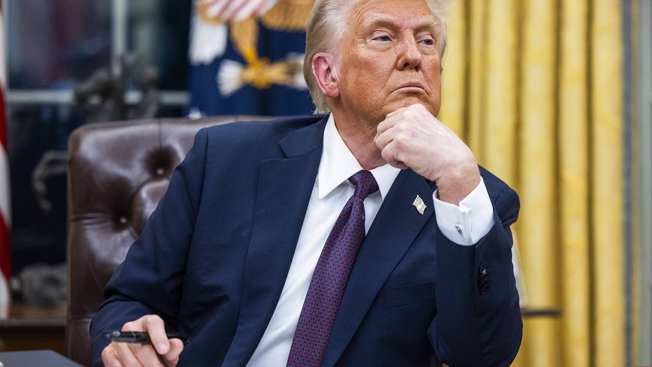 В России ответили на угрозу Трампа ввести 100-процентные пошлины против БРИКС В России ответили на угрозу Трампа ввести 100-процентные пошлины против БРИКС