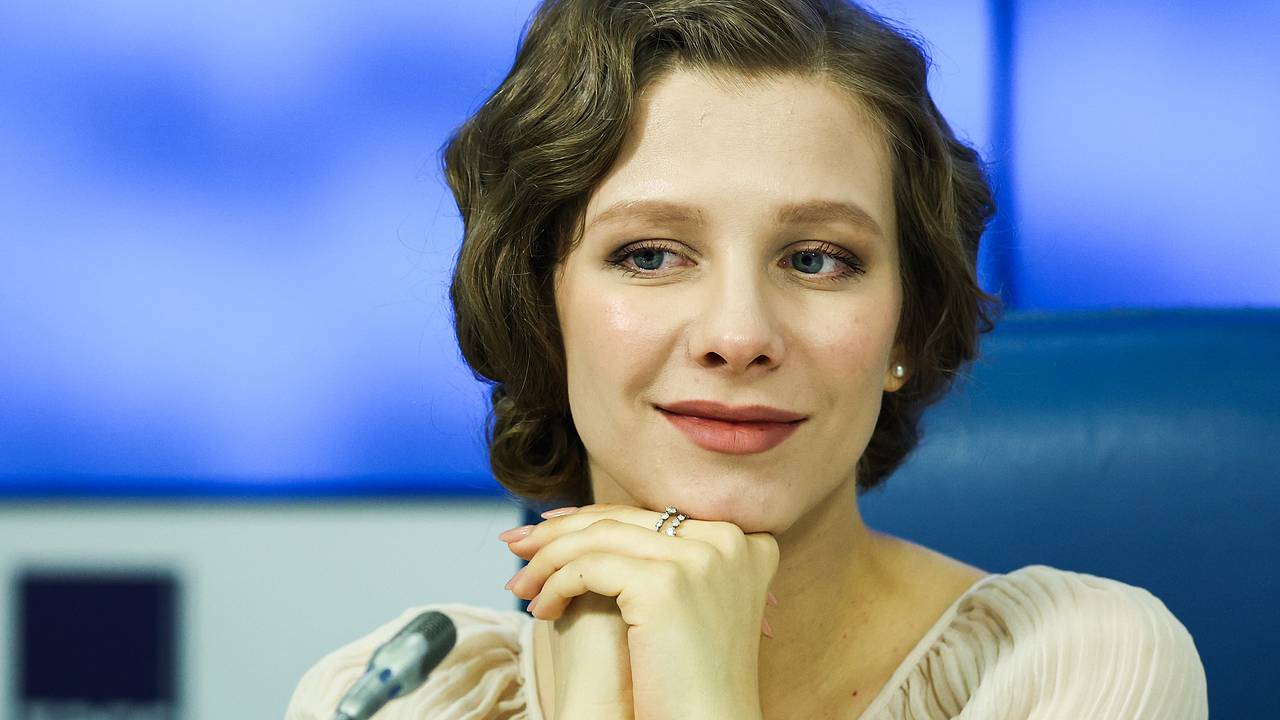 Елизавета Арзамасова снялась в откровенном образе на отдыхе Елизавета Арзамасова снялась в откровенном образе на отдыхе