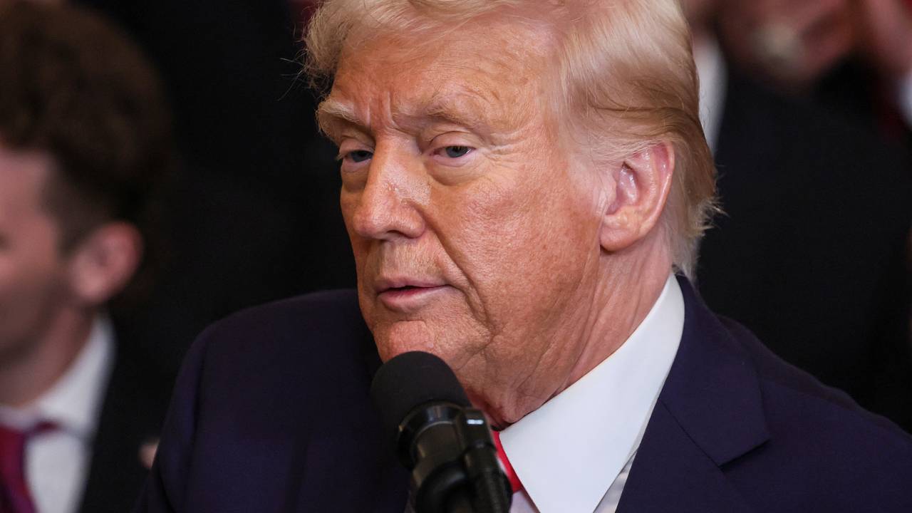 Назван наиболее выгодный для Трампа сценарий украинского конфликта Назван наиболее выгодный для Трампа сценарий украинского конфликта