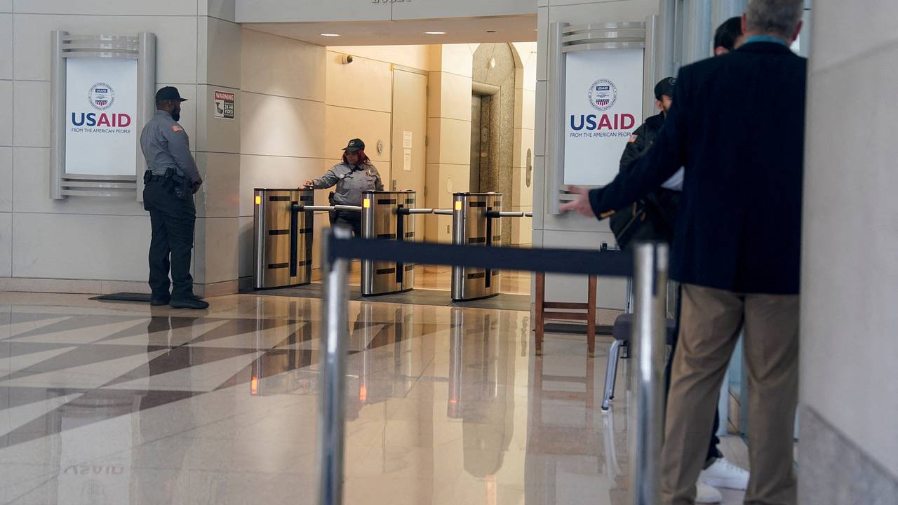 В США заявили о вскрытии сотрудниками Маска секретной комнаты USAID В США заявили о вскрытии сотрудниками Маска секретной комнаты USAID