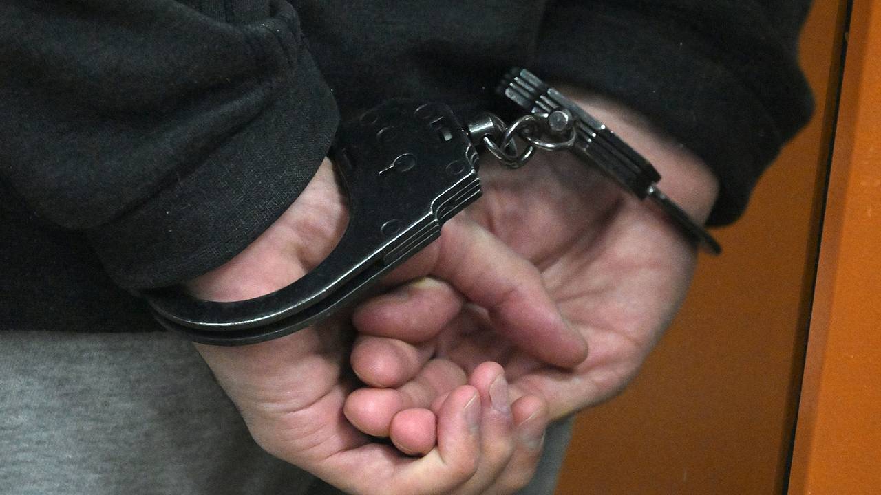 Суд приговорил россиянина к 11 годам за участие в террористической организации Суд приговорил россиянина к 11 годам за участие в террористической организации