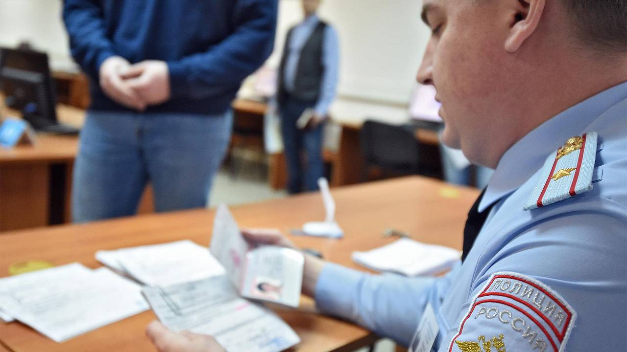 Стрелявший по людям бывший вице-мэр российского города явился в МВД с повинной Стрелявший по людям бывший вице-мэр российского города явился в МВД с повинной
