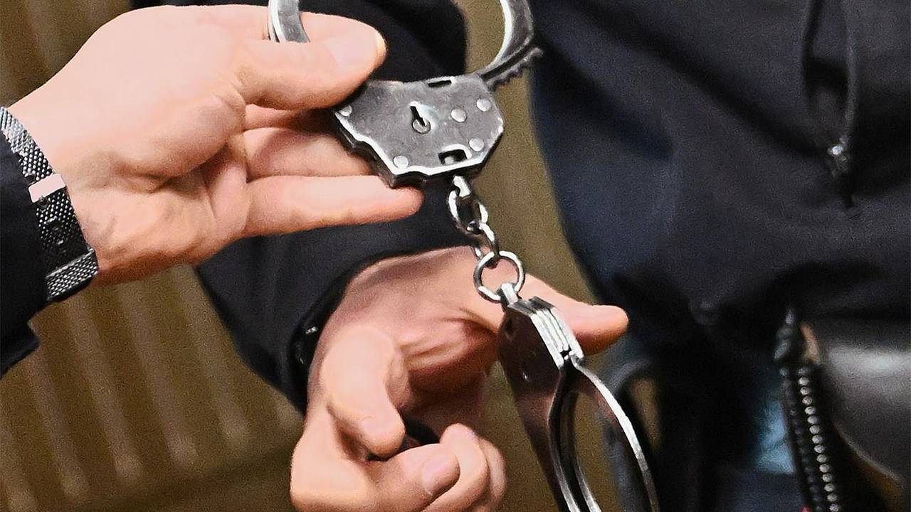 Российский студент развратил семерых детей во время соревнований по карате и попался Российский студент развратил семерых детей во время соревнований по карате и попался