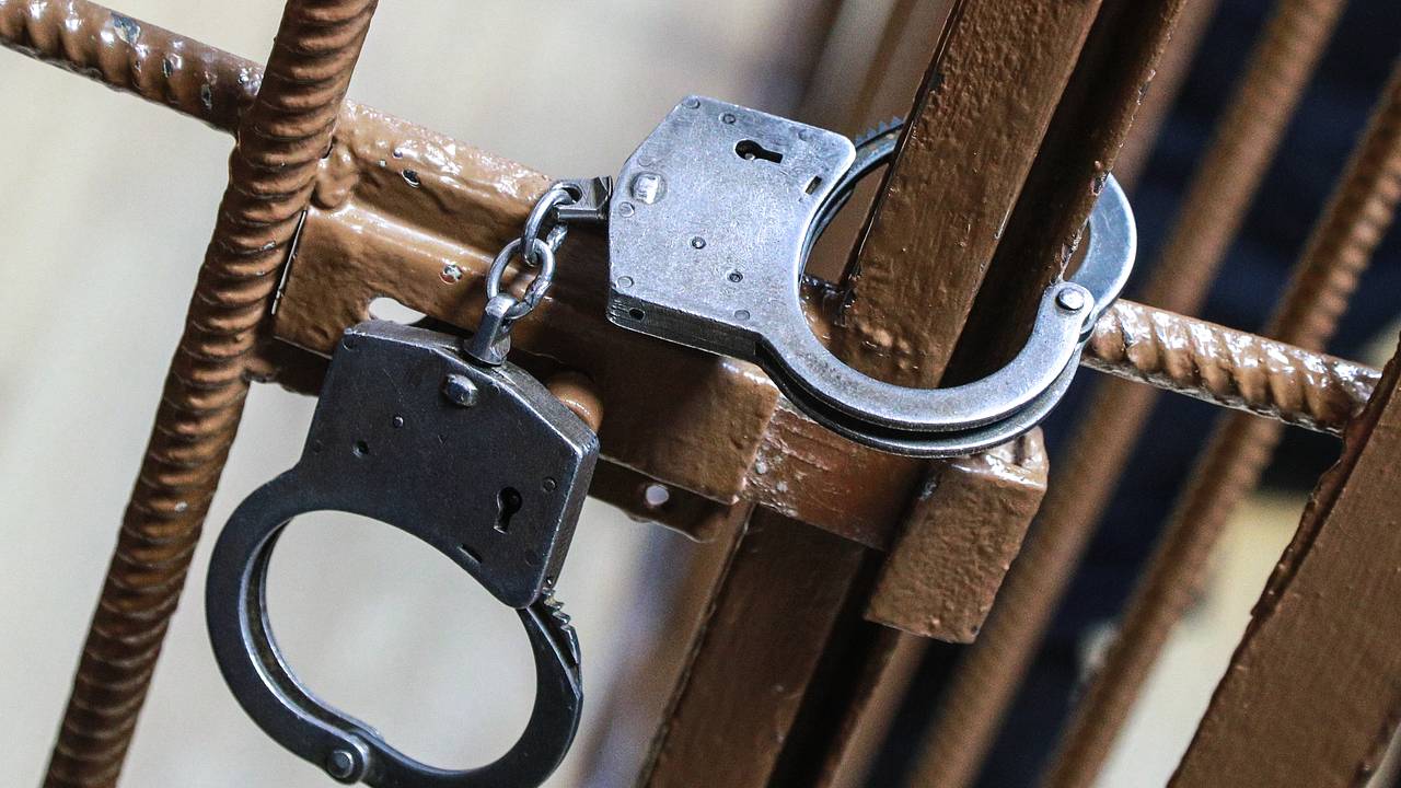 В российском регионе задержали ударившую сына ножом в живот женщину В российском регионе задержали ударившую сына ножом в живот женщину